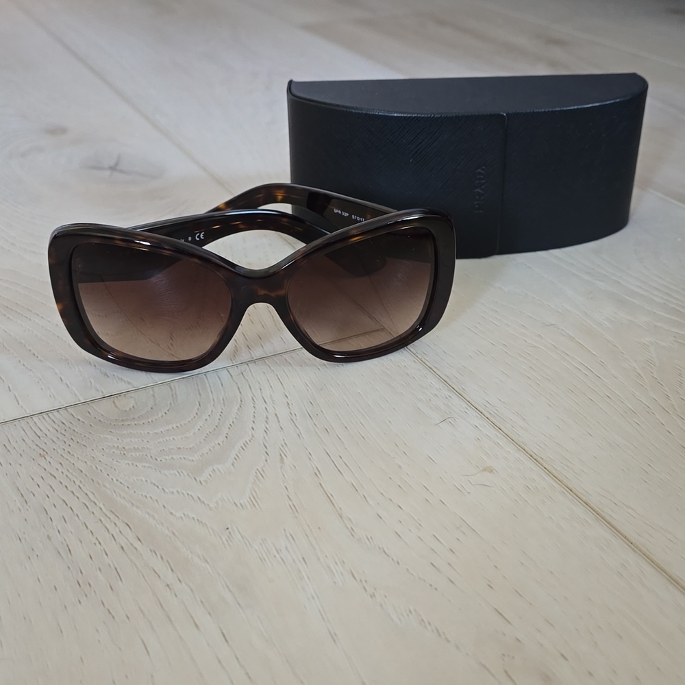 Prada Sunglasses SPR 32P Tortoise - Picture 5 of 5